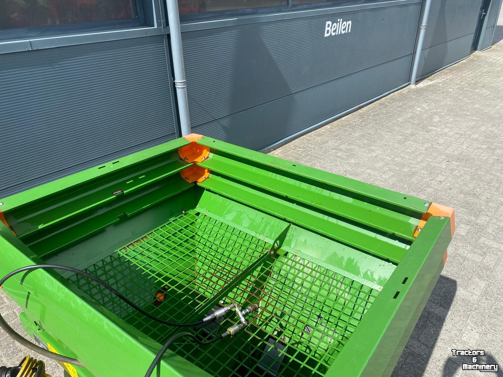 Düngerstreuer Amazone ZA-X 602