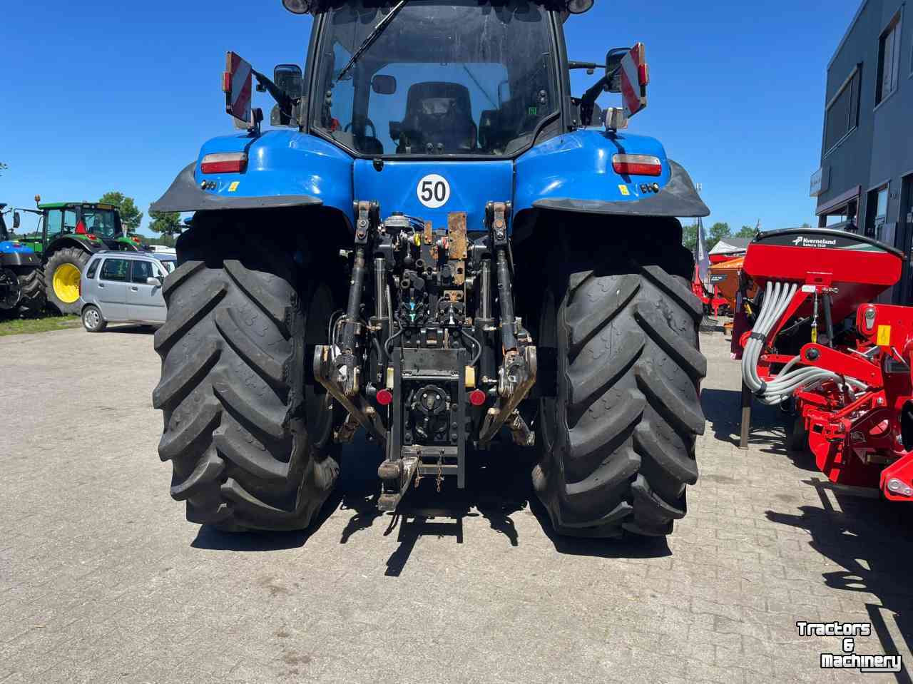 Schlepper / Traktor New Holland T8.360 autocommand