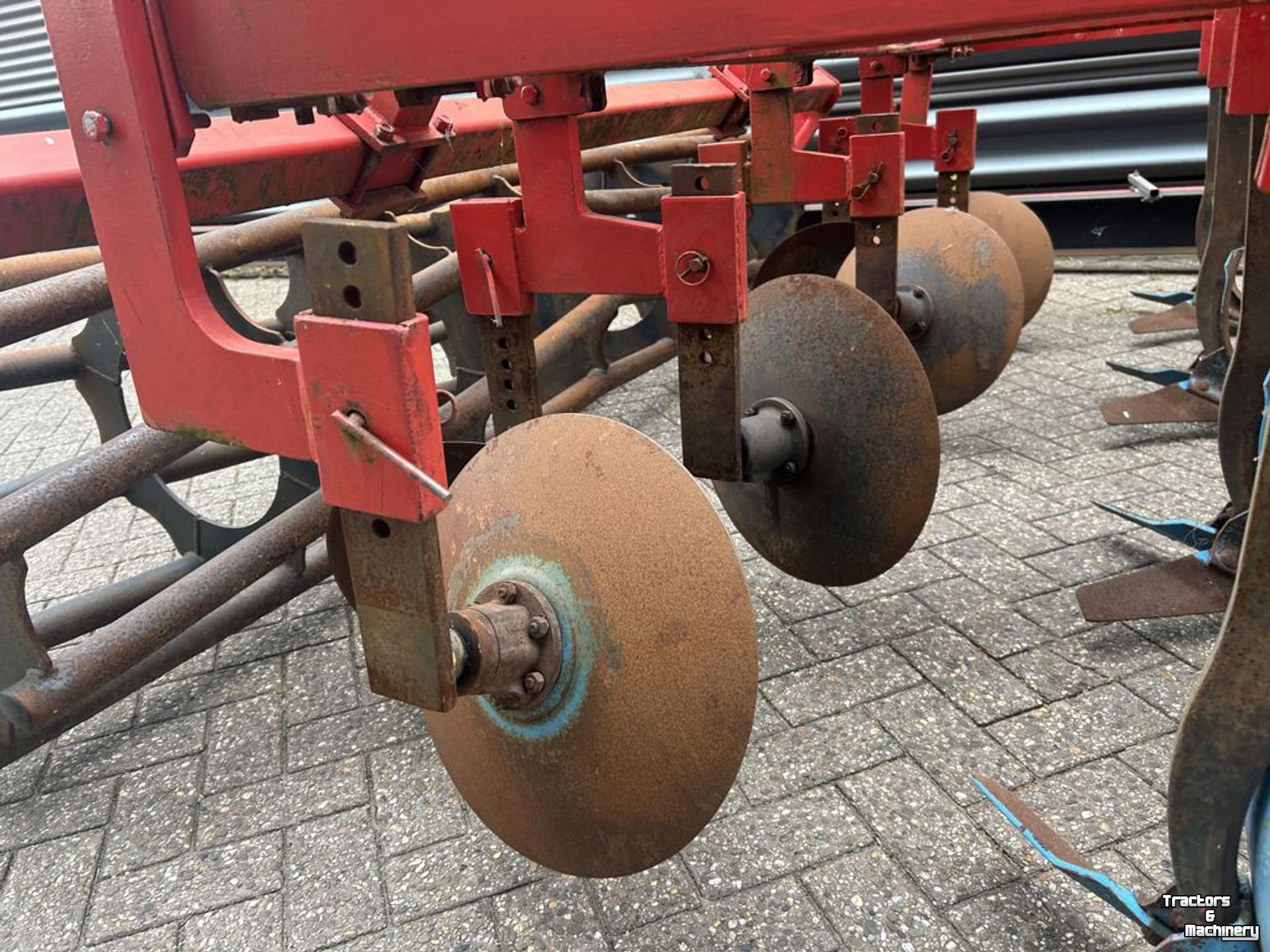 Grubber Lemken Smaragd 3m