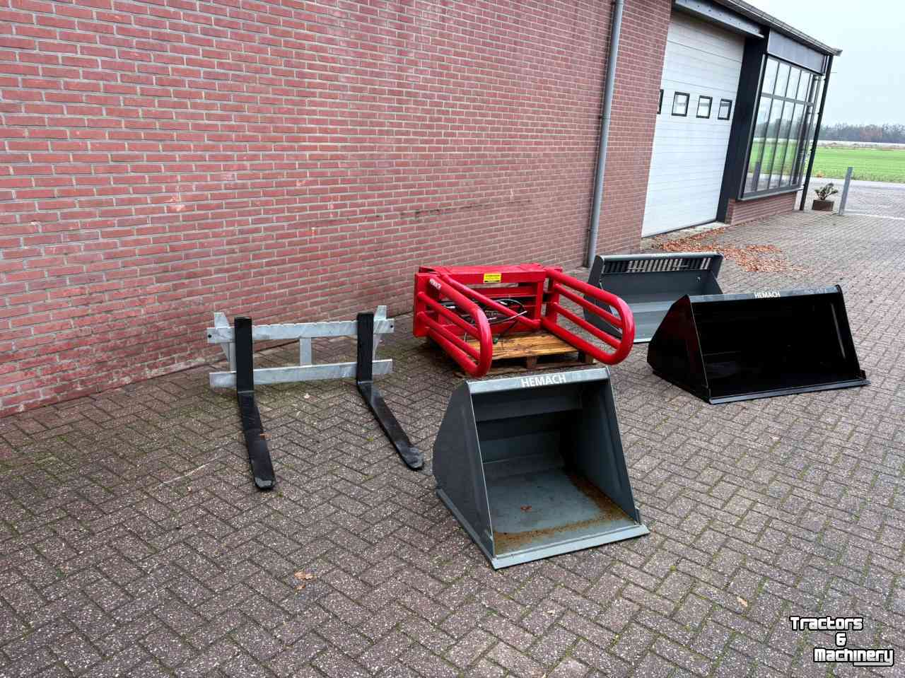Baggerlöffels Hemach Diverse aanbouwdelen te koop!