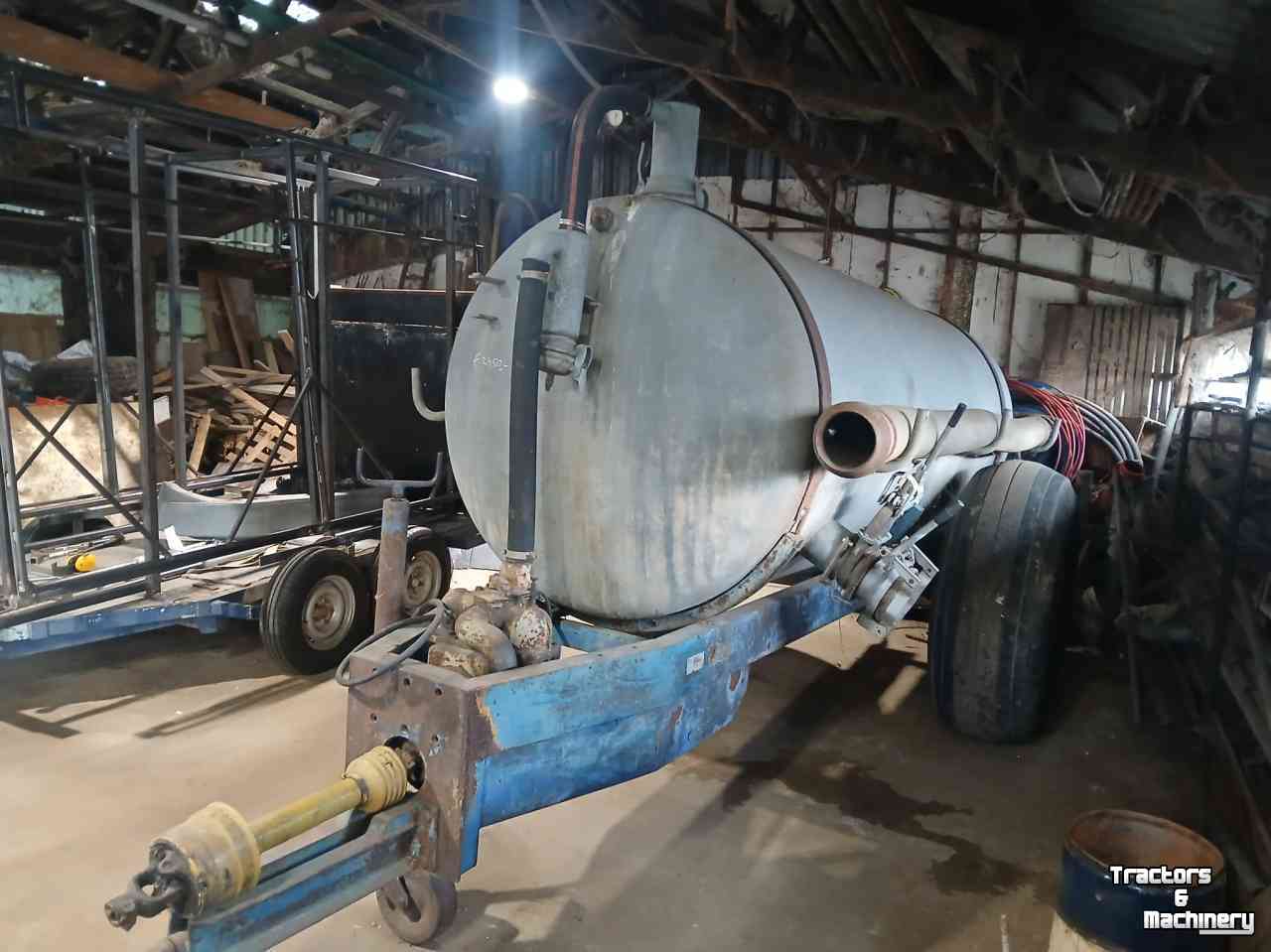 Transportbehälter / Wasserfässer Bazzoli 5000