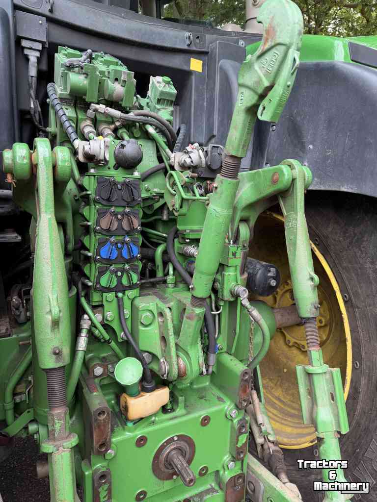 Schlepper / Traktor John Deere 6215R
