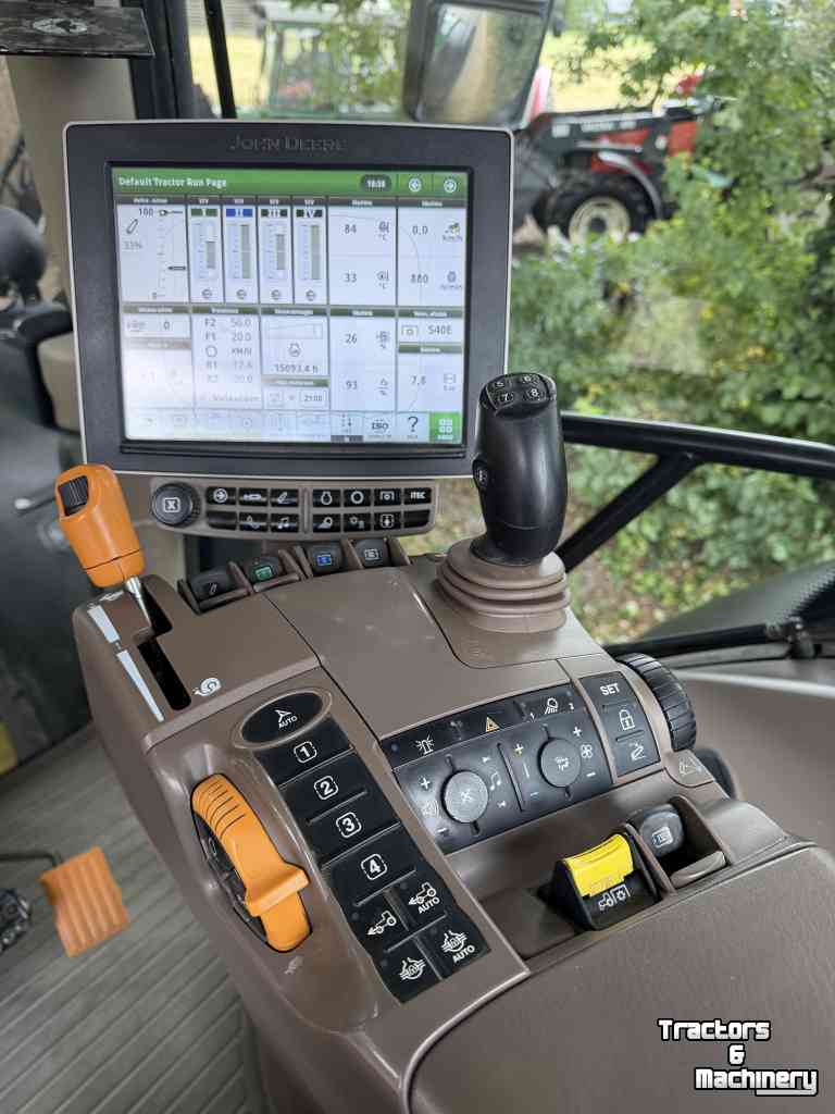Schlepper / Traktor John Deere 6215R