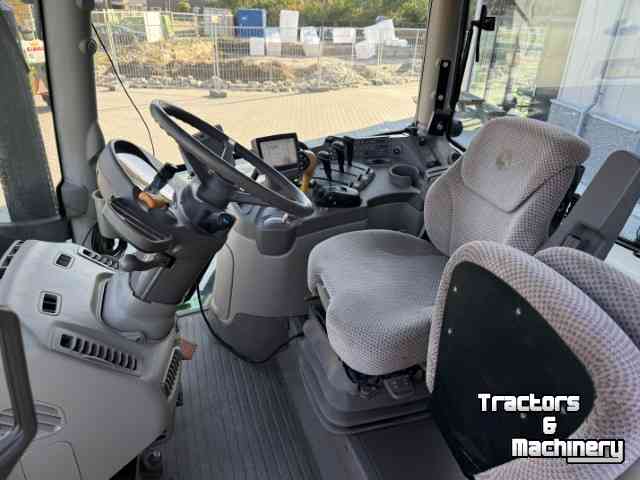 Schlepper / Traktor John Deere 6115R
