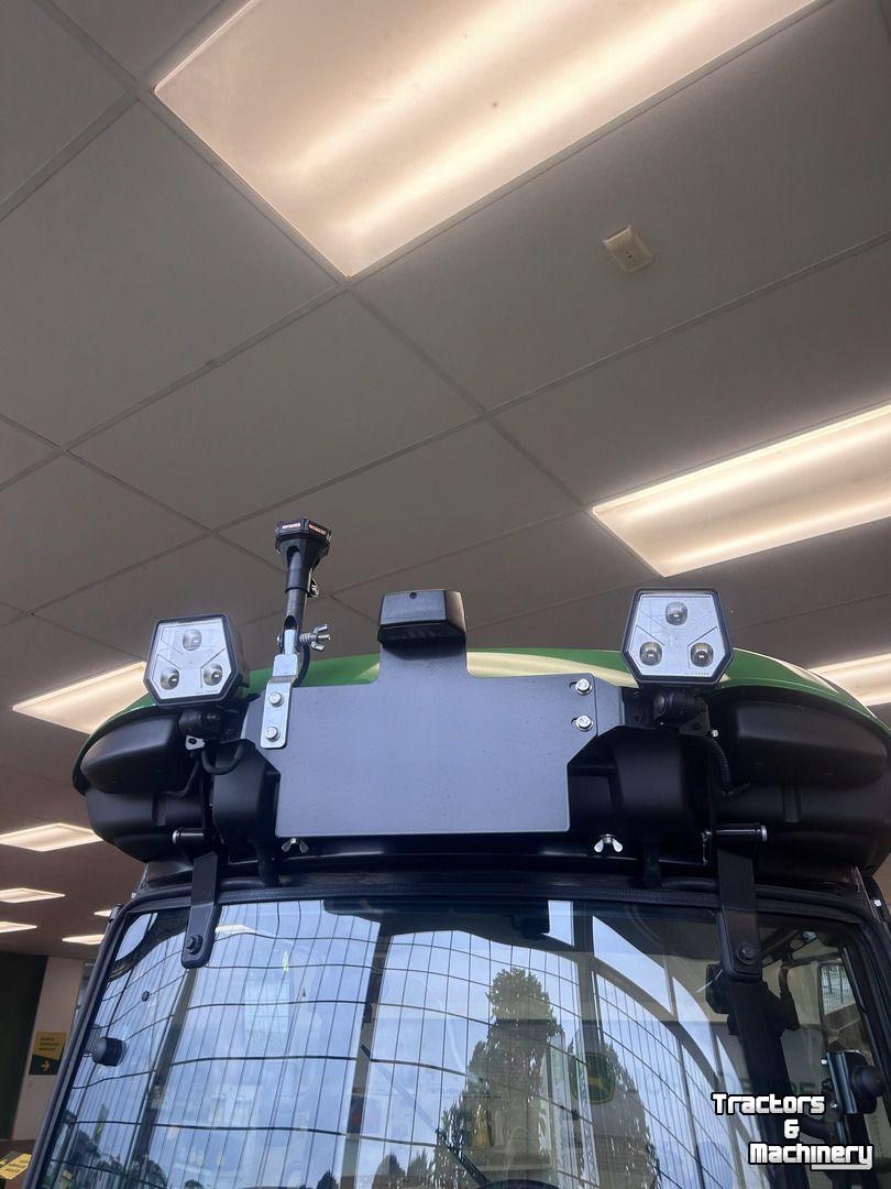 Obsttraktor John Deere 3046R