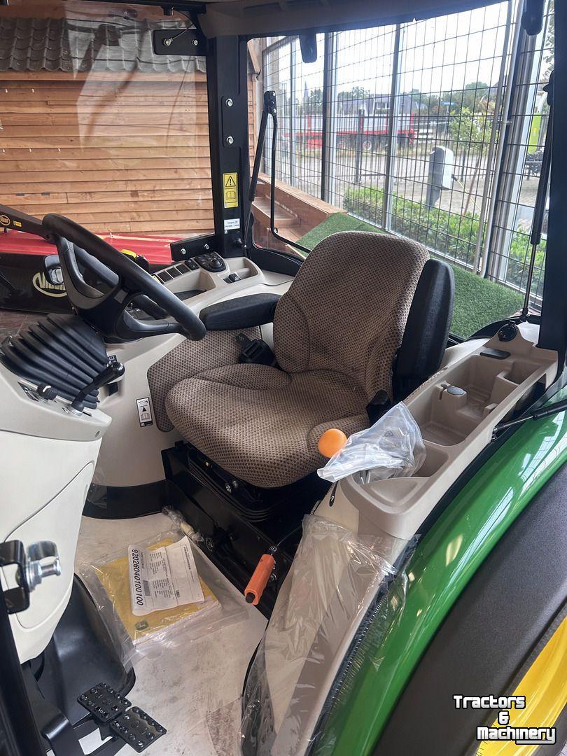 Obsttraktor John Deere 3046R