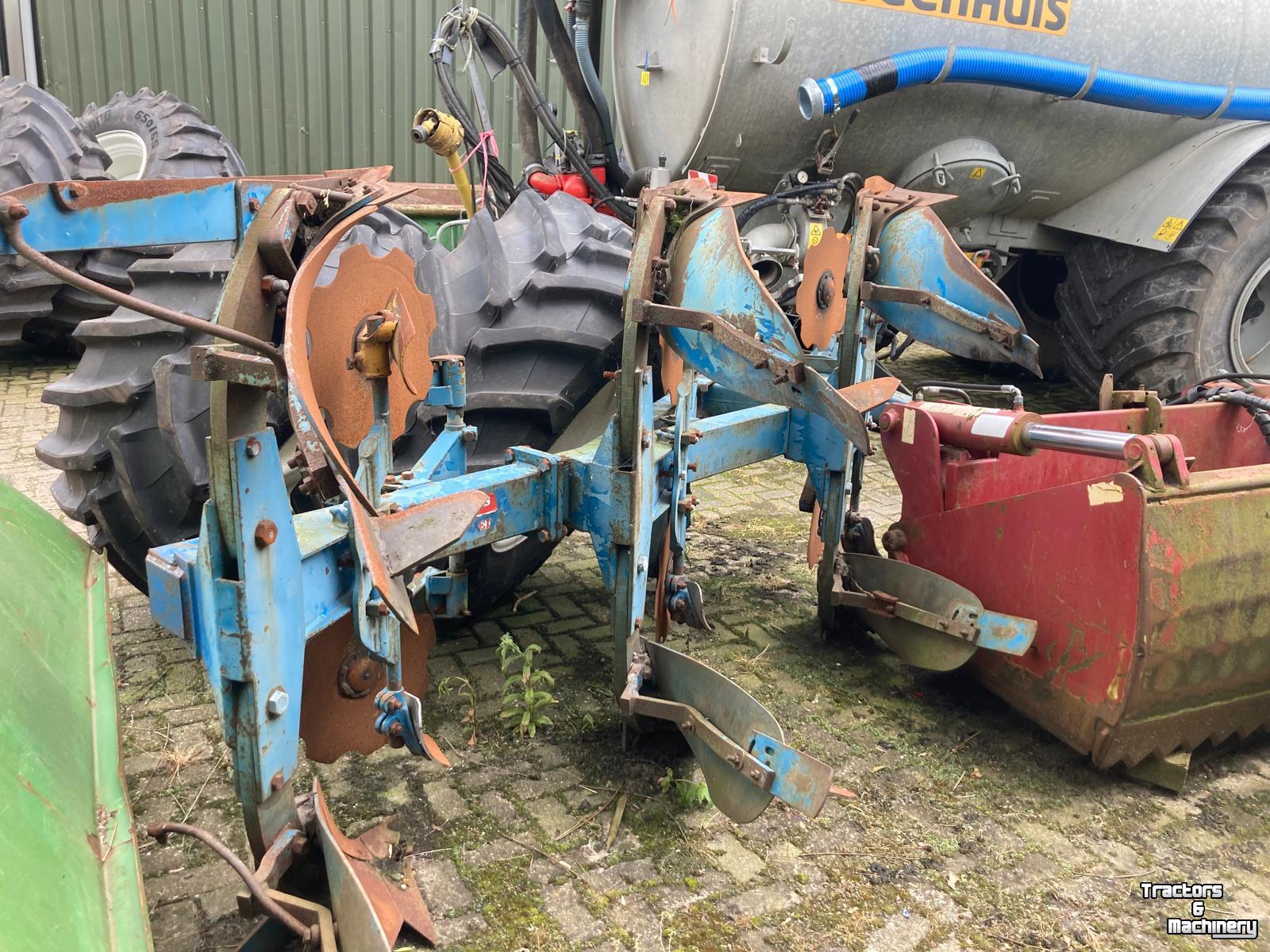 Pflüge Ransomes DP7