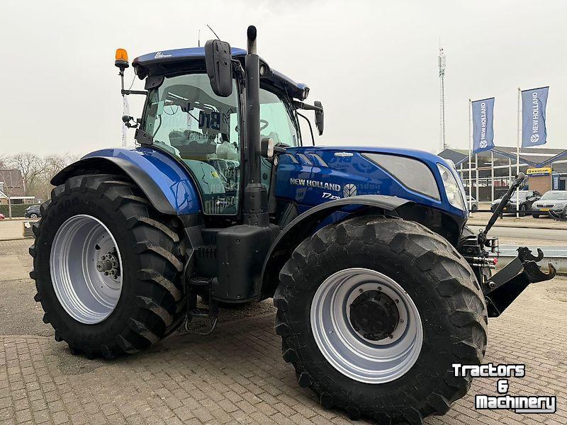 Schlepper / Traktor New Holland T 7.270 Blue Power