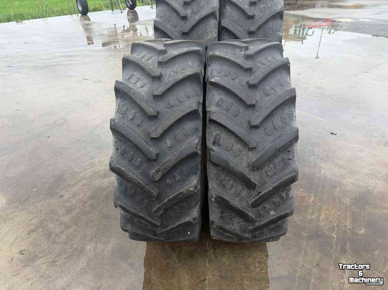 Räder, Reifen, Felgen & Distanzringe BKT Agrimax RT765 580/70R38 en 420/70R28