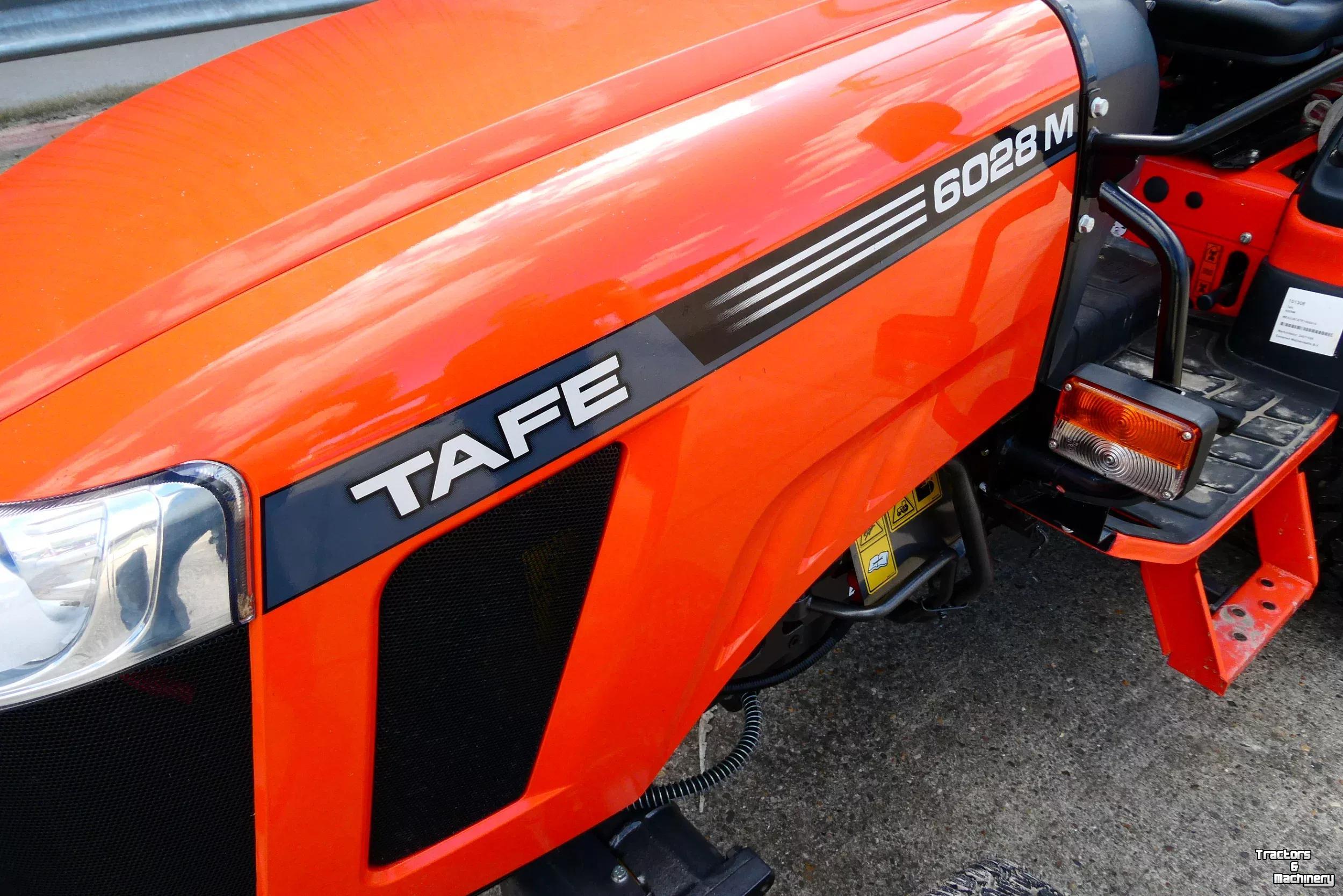 Schlepper / Traktor TAFE 6028M