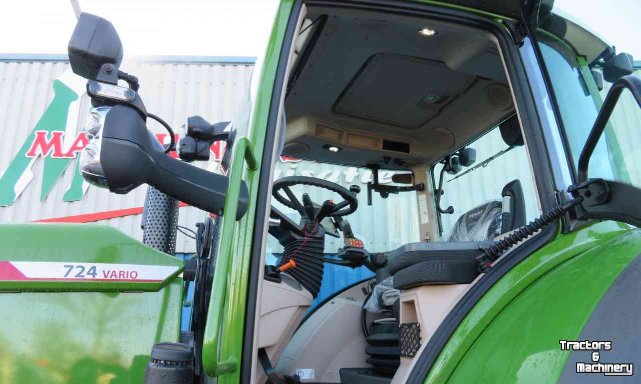 Schlepper / Traktoren Fendt 724 Vario Profi Plus Tractor Traktor Tracteur Nieuw