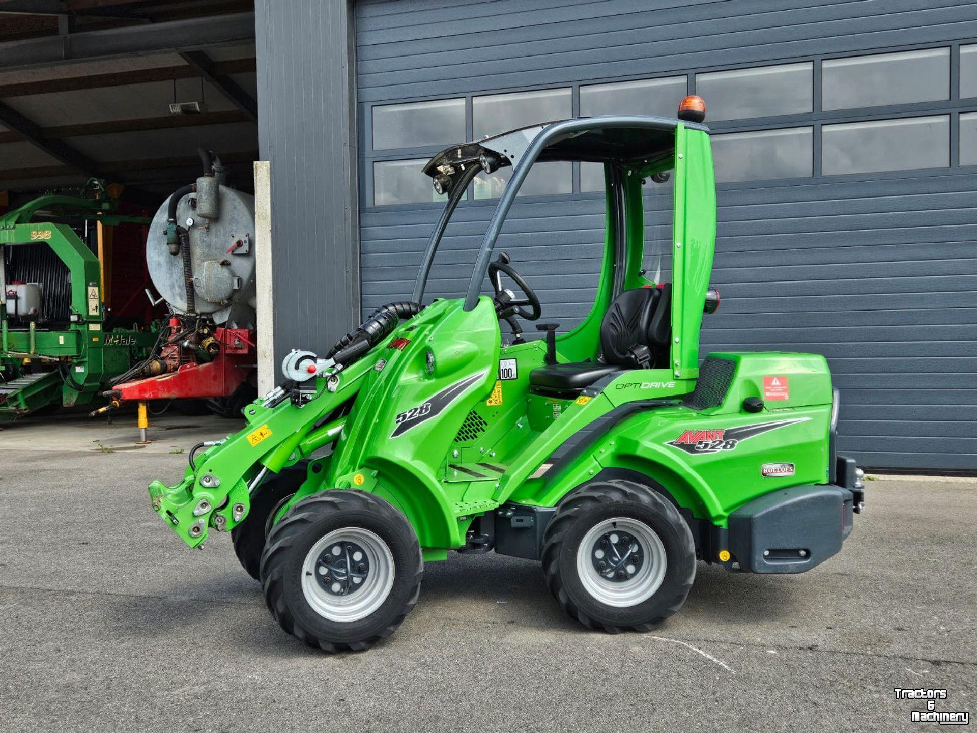 Radlader Avant 528 TDL+ mini-shovel