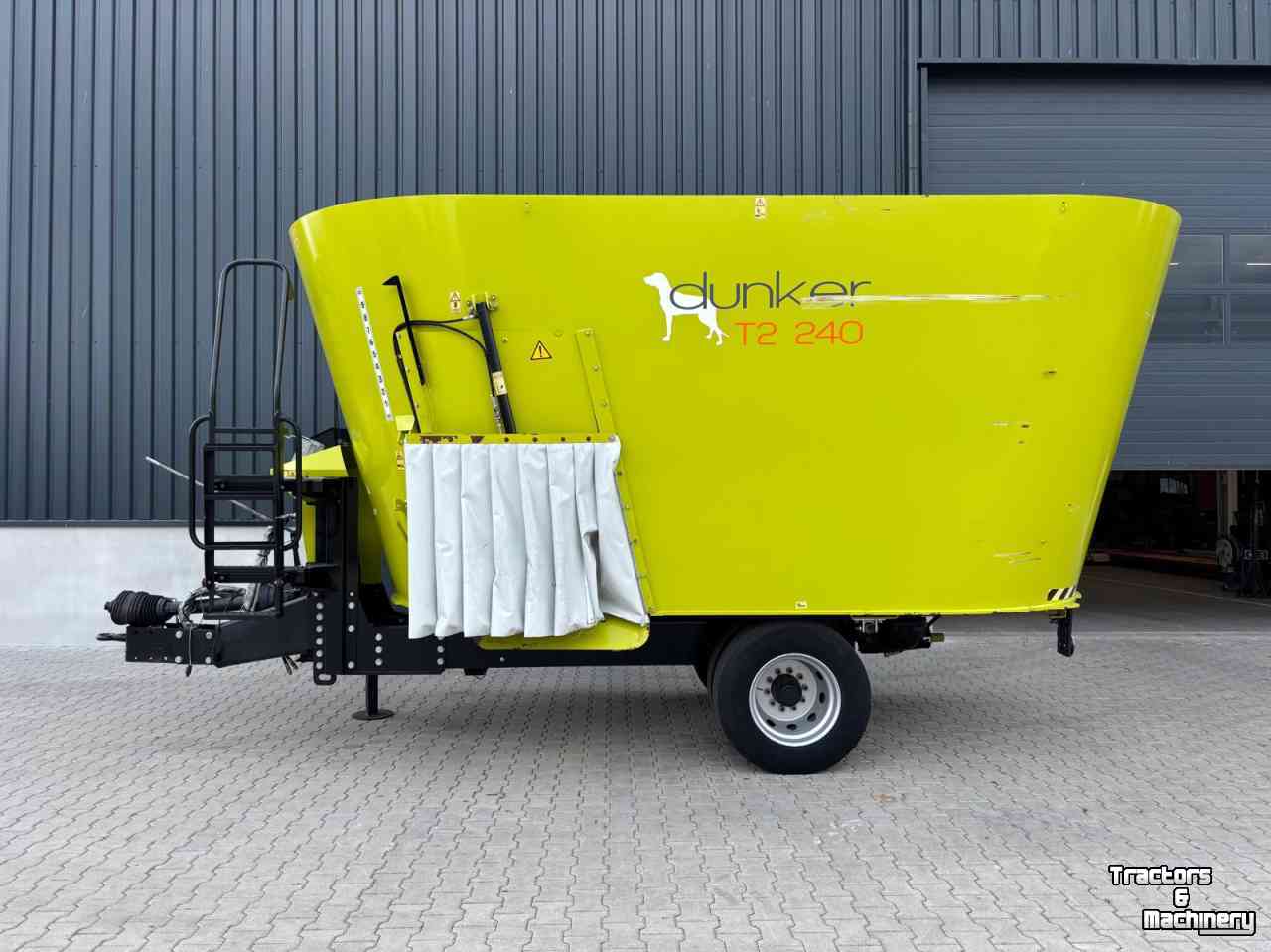 Futtermischwagen Vertikal Storti T2-240