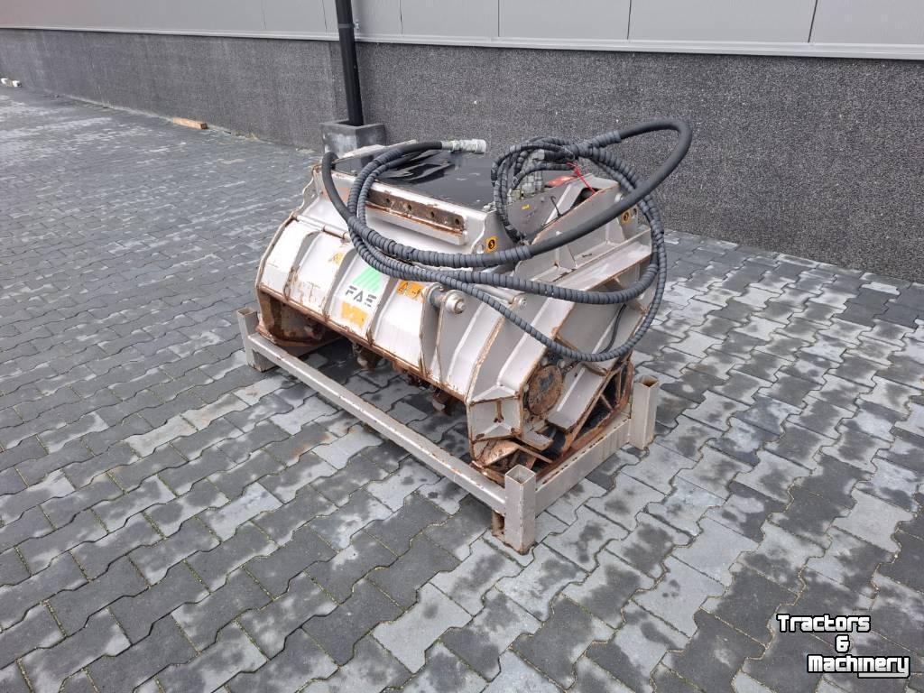 Forstmulchfräse FAE UML/HY-100 VT mulcher