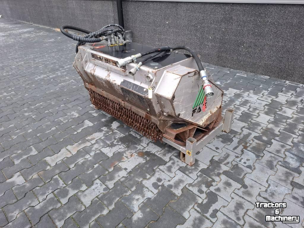 Forstmulchfräse FAE UML/HY-100 VT mulcher