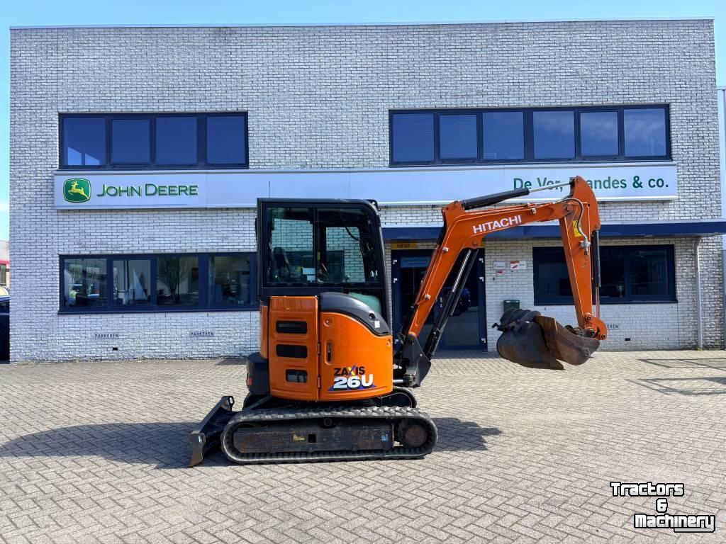 Minibagger Hitachi ZX26U