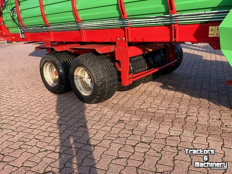 Lade- und Dosierwagen Strautmann Super Vitesse 3001