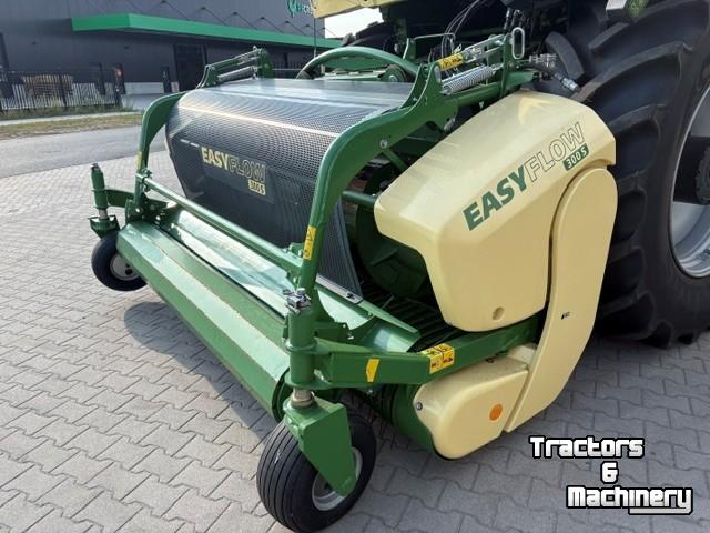 Feldhäcksler Krone BigX 580, EF300 pickup, EC 600-2 8R. maisbek.