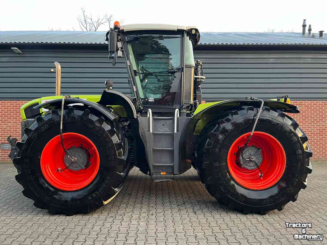 Schlepper / Traktoren Claas Xerion 3800 Trac VC