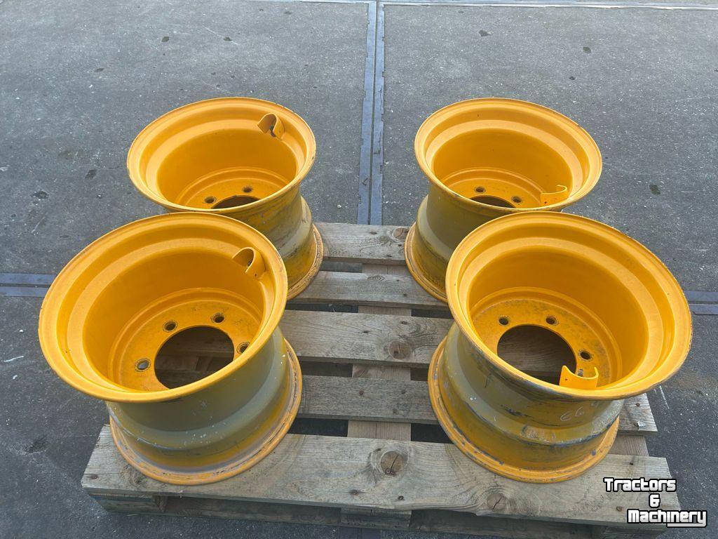 Räder, Reifen, Felgen & Distanzringe JCB 4x velg 403 15x13LB