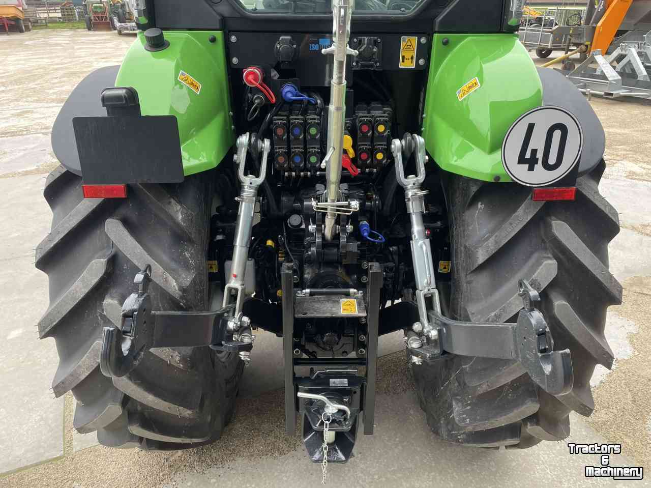 Schlepper / Traktoren Deutz-Fahr 5115 DF TTV
