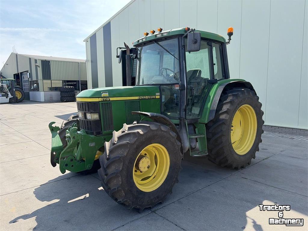 Schlepper / Traktor John Deere 6110 PQ