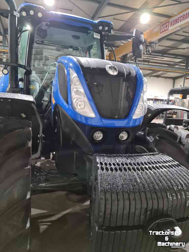 Schlepper / Traktoren New Holland T7.270 AC