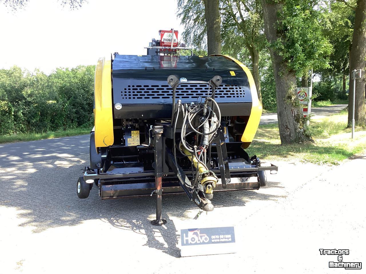 Pressen New Holland ROLL BALER 125