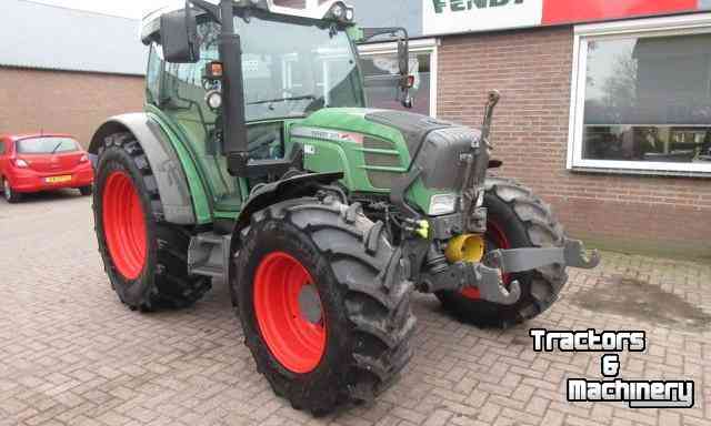 Schlepper / Traktoren Fendt 211 Vario