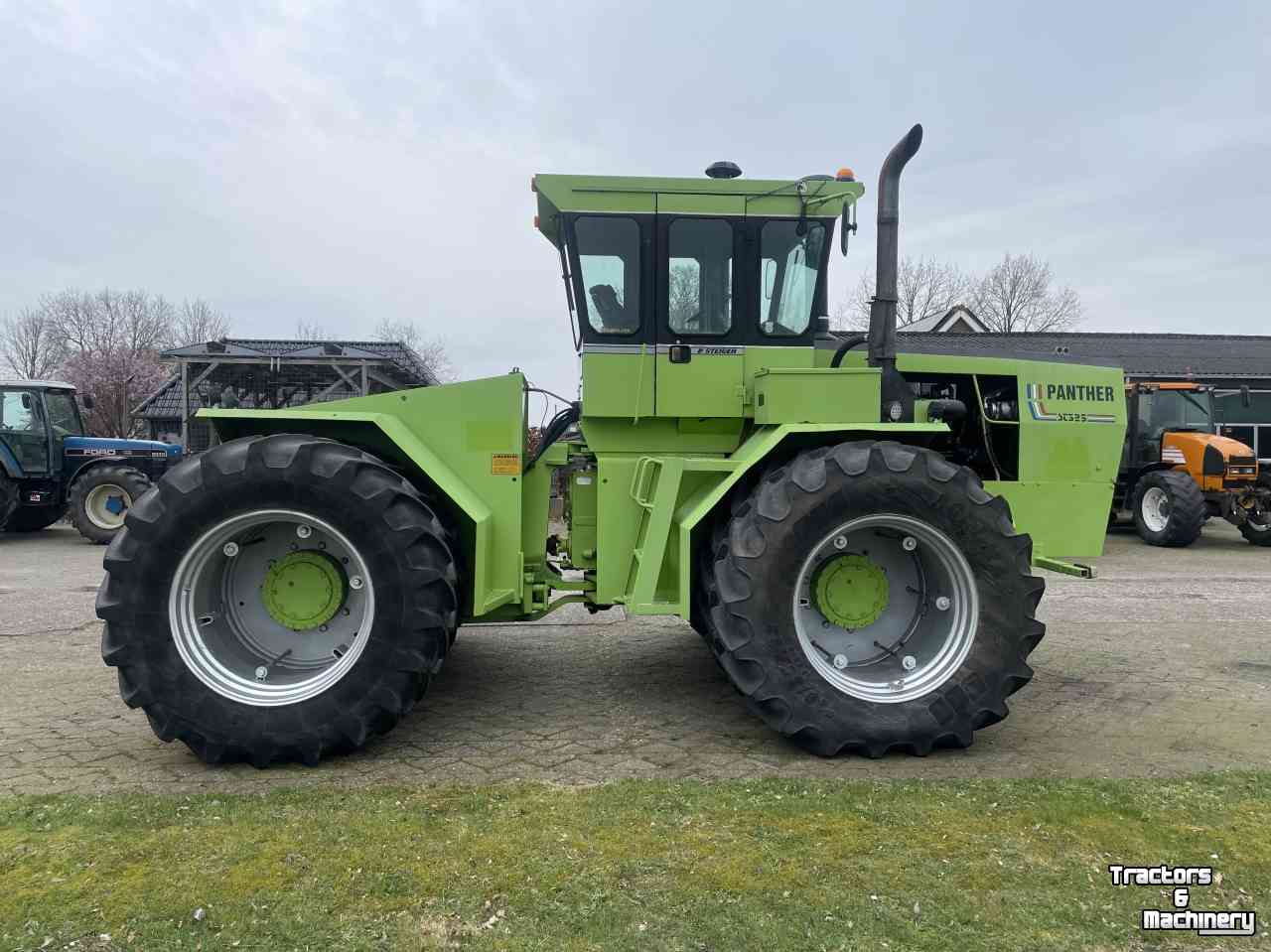 Schlepper / Traktor Steiger PANTHER III ST-325 CATERPILLAR 14.6 LTR.