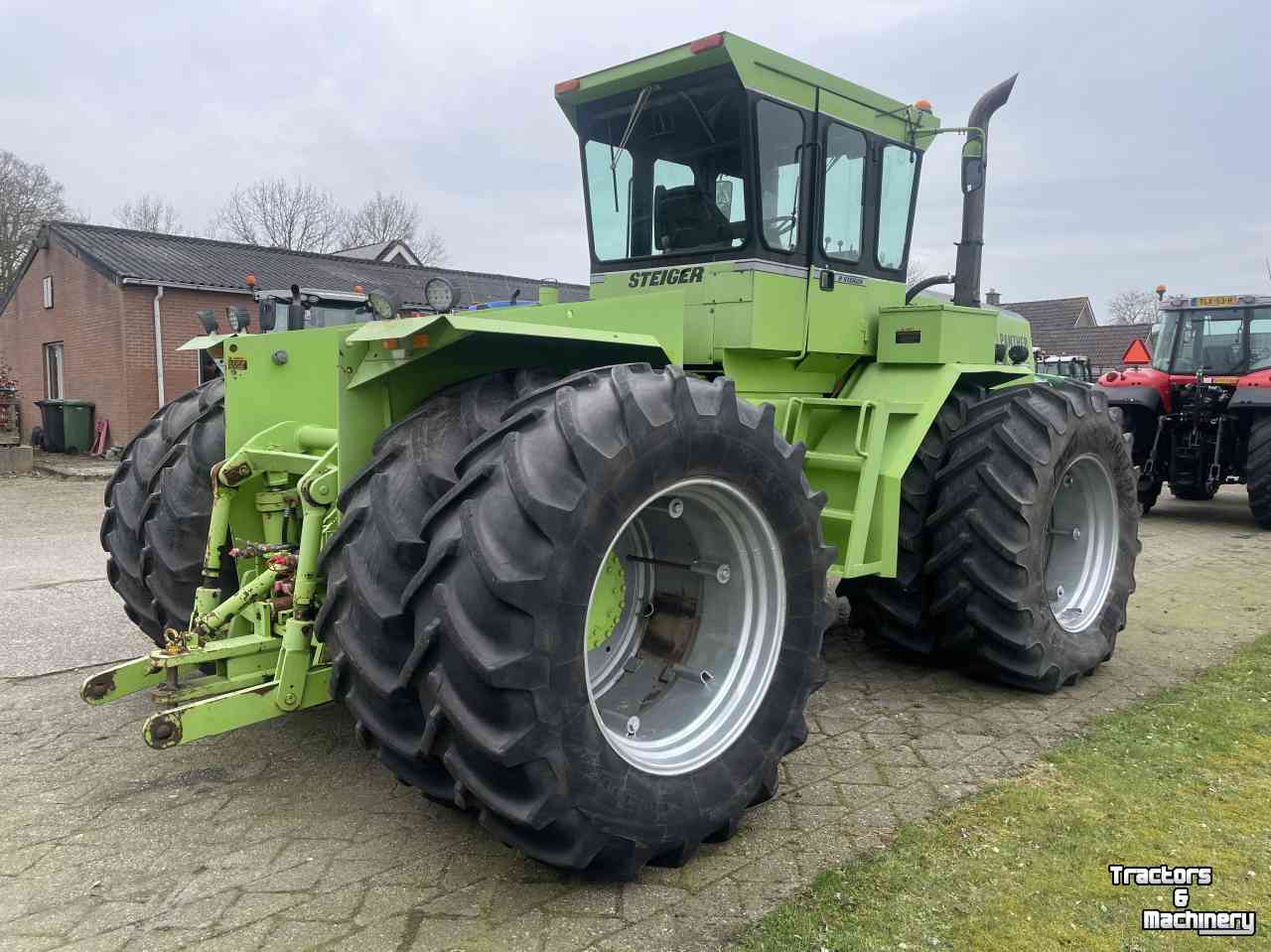 Schlepper / Traktor Steiger Panther III ST-325 Caterpillar 14.6 ltr. 6 cil.turbo 325pk