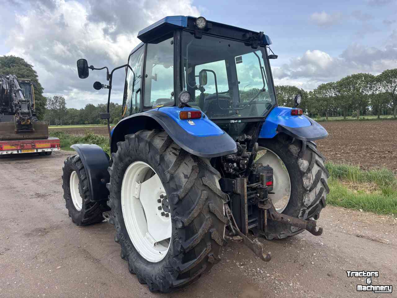 Schlepper / Traktor  Nee holland ts90