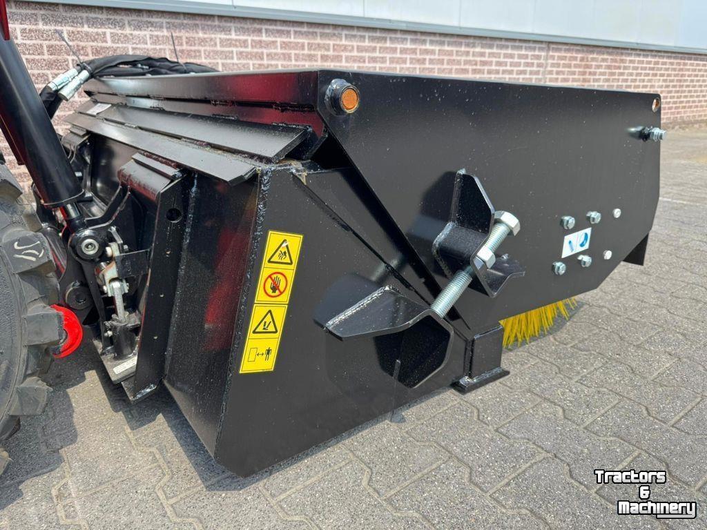 Kehrmaschine  Whites Veegmachine (1680mm)
