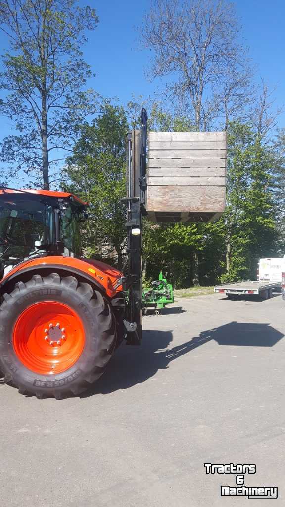 Sonstige Transport- und Industriemaschinen und Zubehör  kistenkantelaar met hefmast