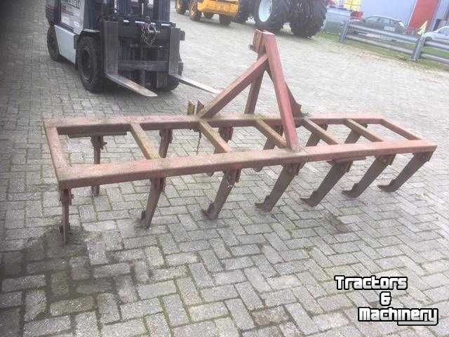 Grubber  Vastetand Cultivator