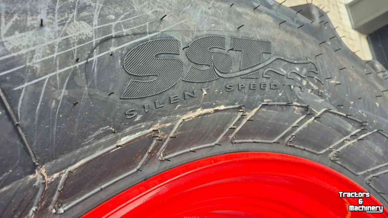 Räder, Reifen, Felgen & Distanzringe  Mitas 540/65R24 NEW 100% + Mitas 600/65R38 NEW 100%
