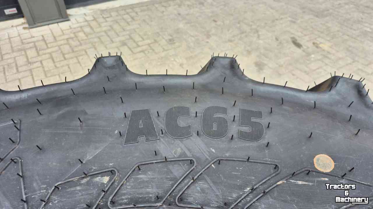 Räder, Reifen, Felgen & Distanzringe  Mitas 540/65R24 NEW 100% + Mitas 600/65R38 NEW 100%