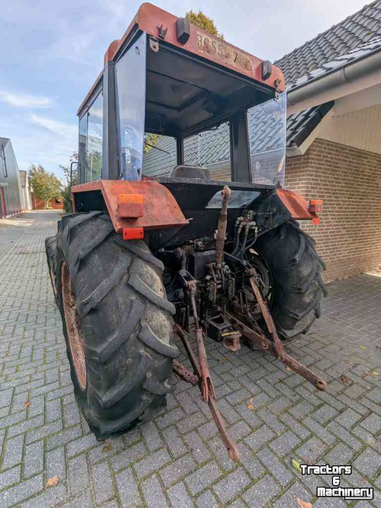 Schlepper / Traktor Case-IH 833