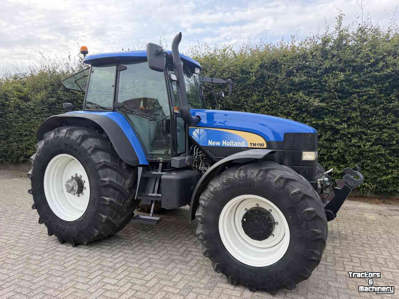 Schlepper / Traktor New Holland TM190