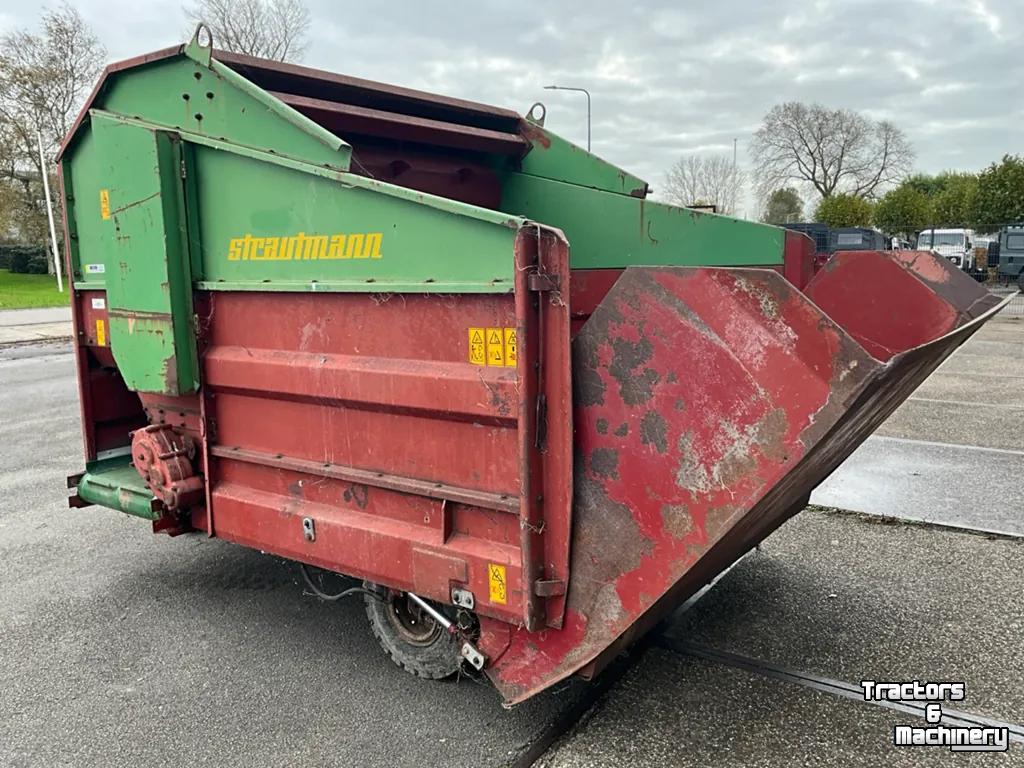 Siloblockverteilwagen Strautmann UBVW