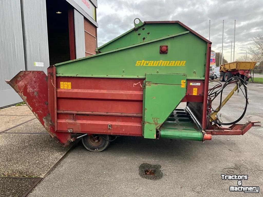 Siloblockverteilwagen Strautmann UBVW
