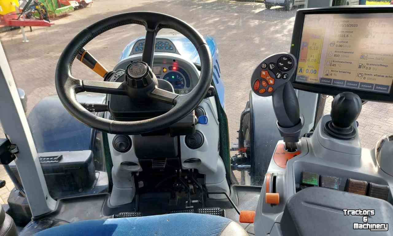 Schlepper / Traktoren New Holland T7.210AC MY15
