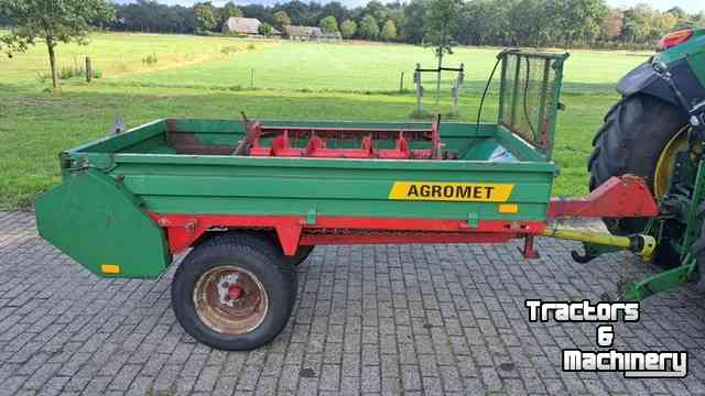 Stalldungstreuer Agromet 2t meststrooier