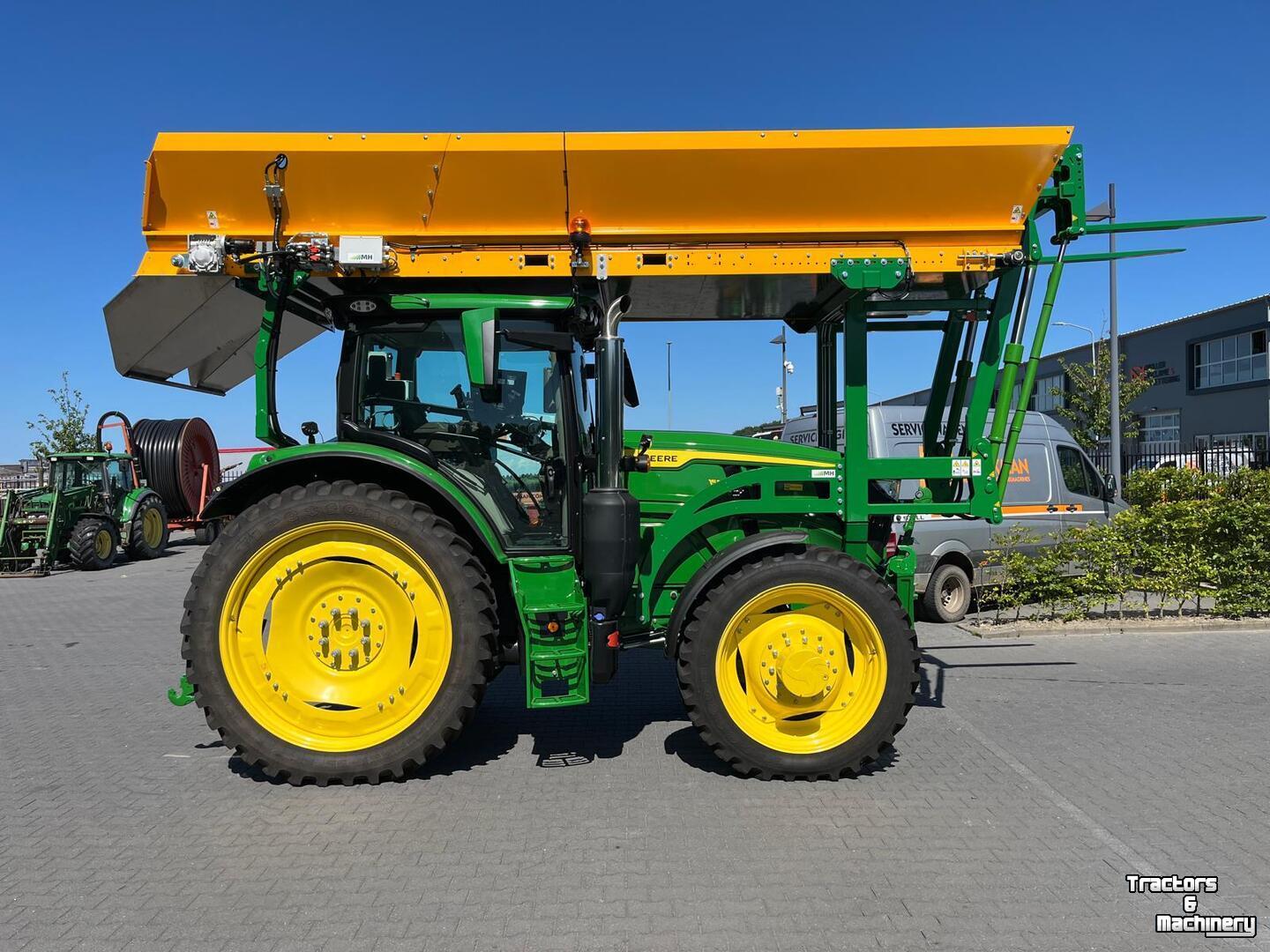 Schlepper / Traktor John Deere 6R 155