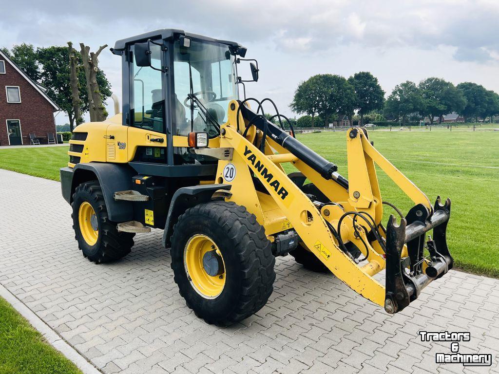 Radlader Yanmar V120