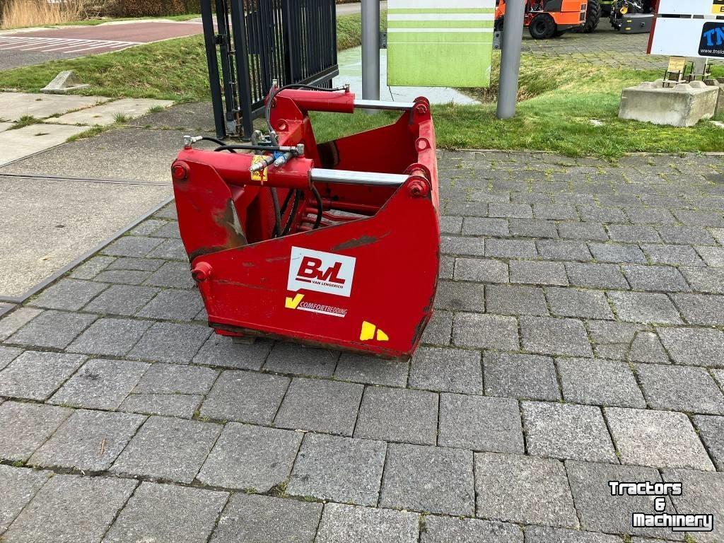Selbstladender Futterverteilwagen BVL Shear Top 160