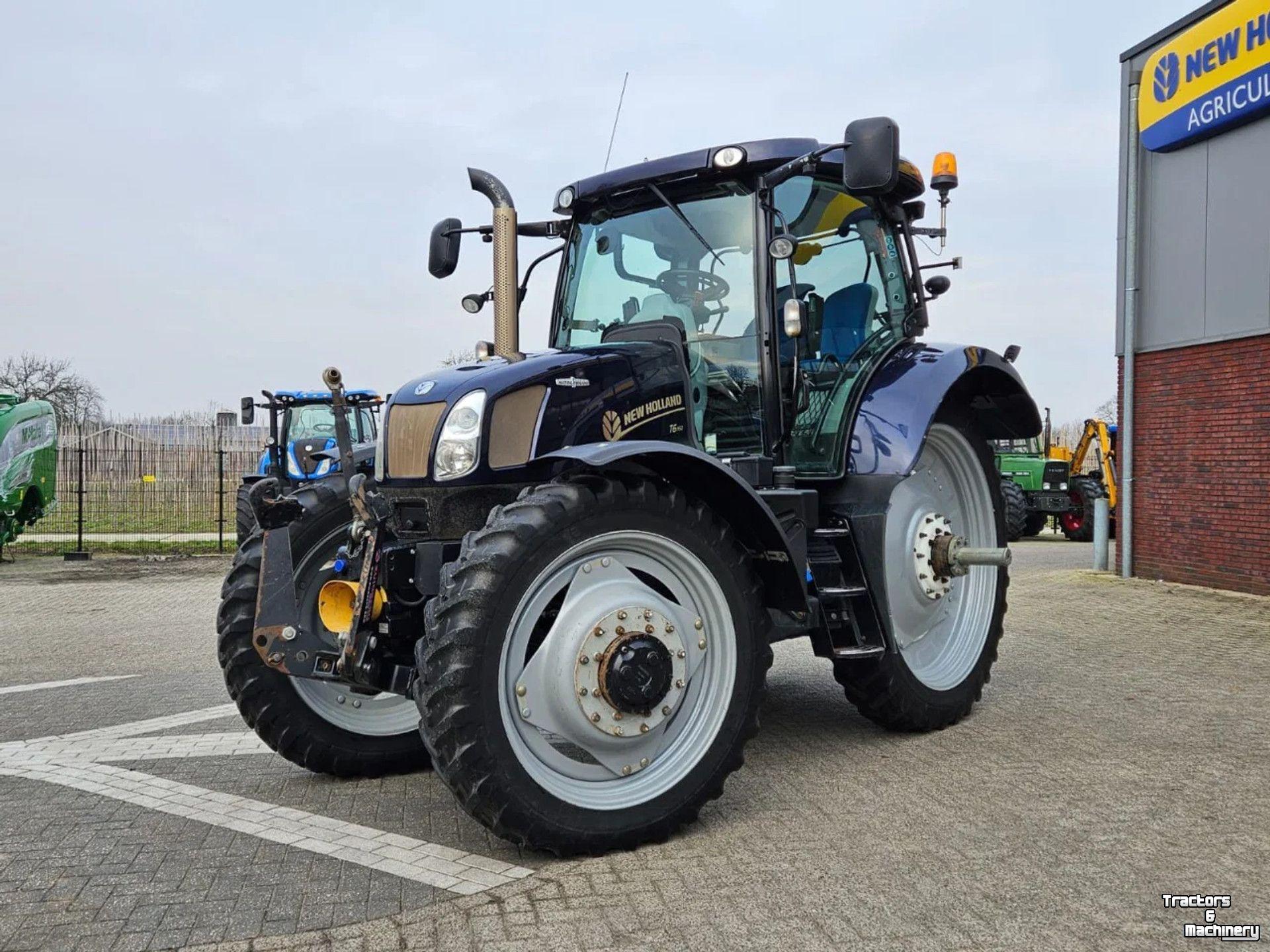 Schlepper / Traktor New Holland T6.160 AC Autocommand