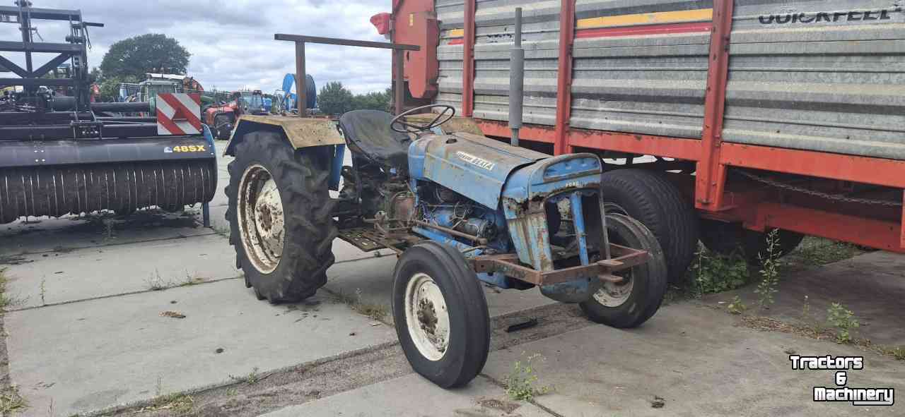 Schlepper / Traktor Ford Dexta