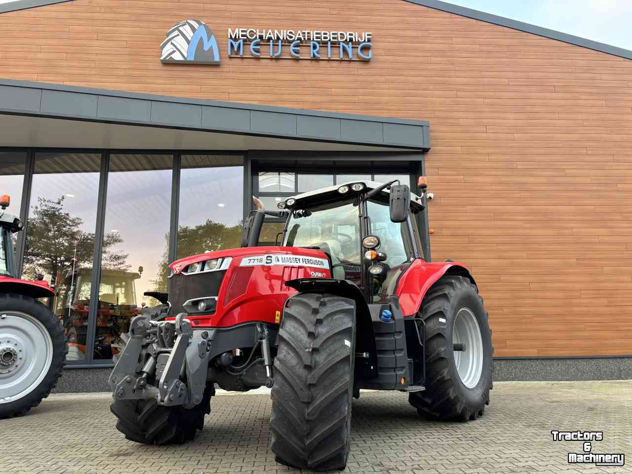 Schlepper / Traktor Massey Ferguson 7718S Efficiënt Dyna- VT