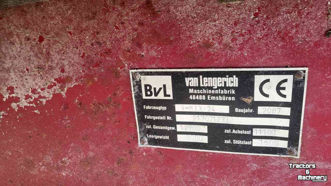 Futtermischwagen Vertikal BVL Vmix plus 24-2s